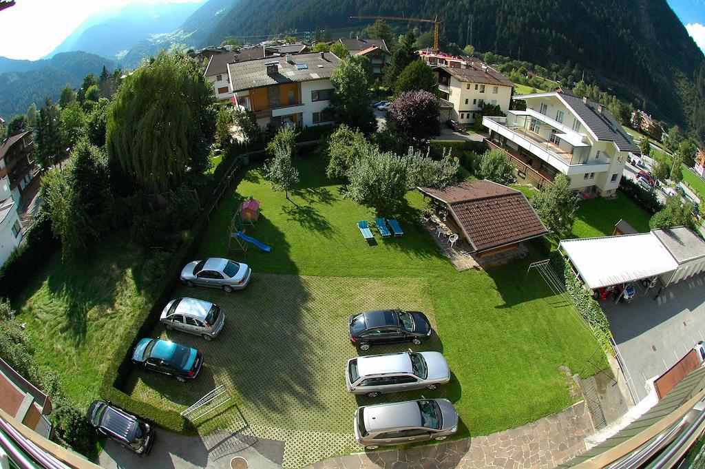 Hotel Garni Jennewein Mayrhofen Dış mekan fotoğraf