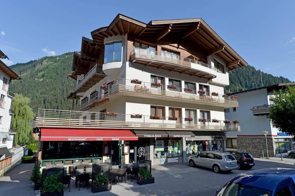 Hotel Garni Jennewein Mayrhofen Dış mekan fotoğraf